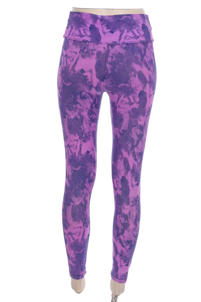 ROPA DEPORTIVA / SALIDA DE BAñO COLOR MORADO  CLOSEANDO