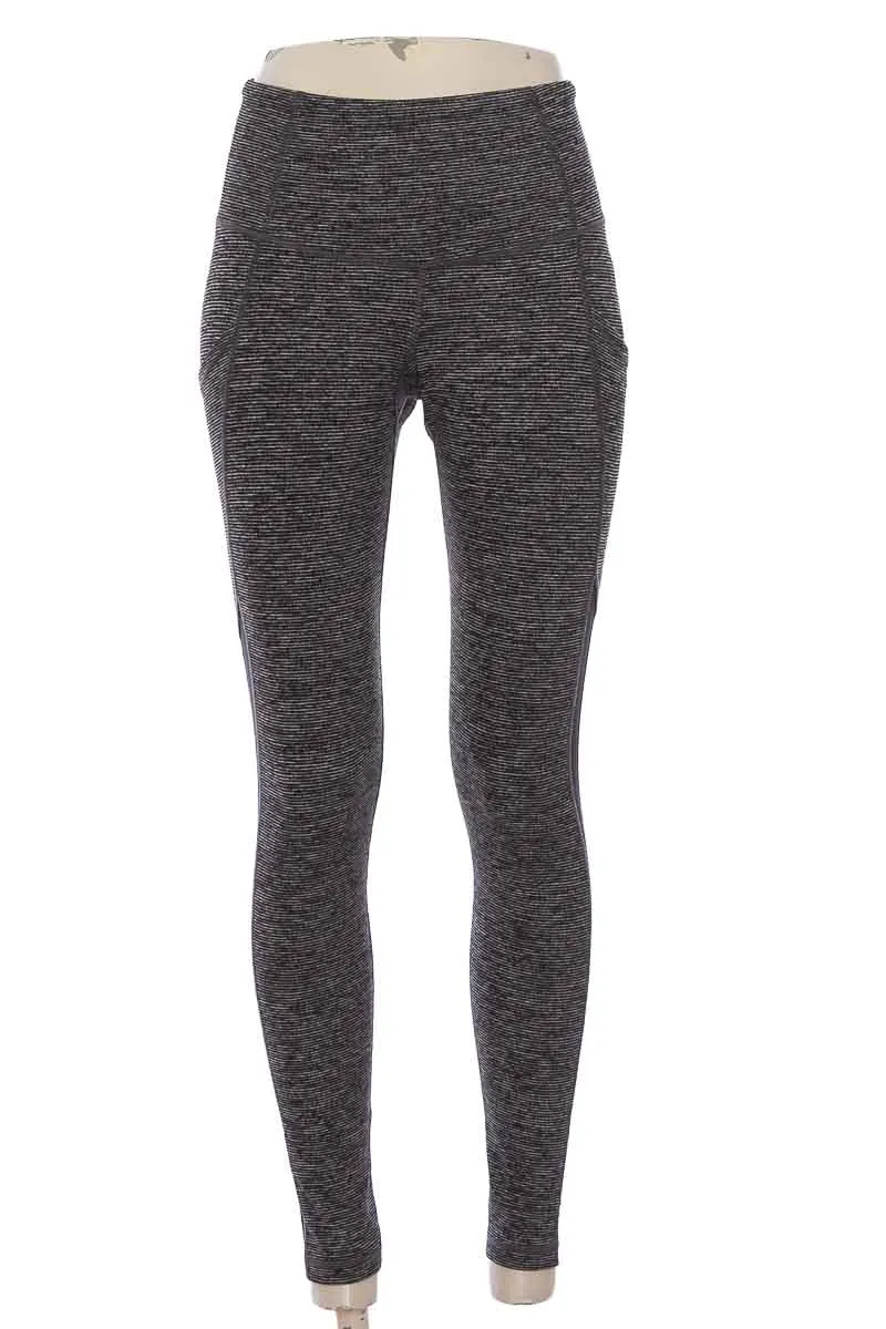 ROPA DEPORTIVA / SALIDA DE BAñO COLOR NEGRO  OLD NAVY