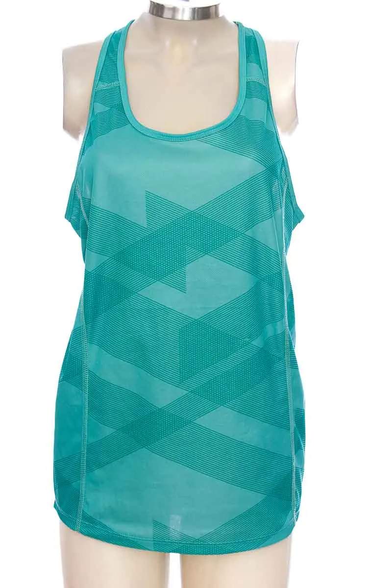 ROPA DEPORTIVA / SALIDA DE BAñO COLOR VERDE  WKD