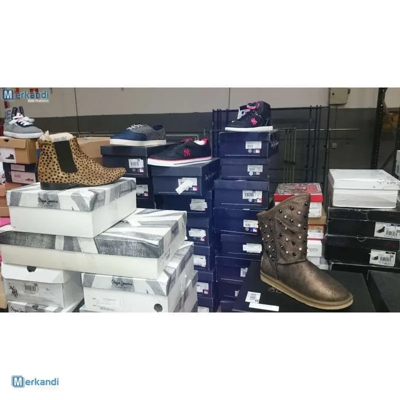 ROPA Y CALZADO PARA EXPORTACIóN EN CONTENEDOR DE 20 PIES REF: 1728  VENTA MíNIMA 7000 PIEZAS