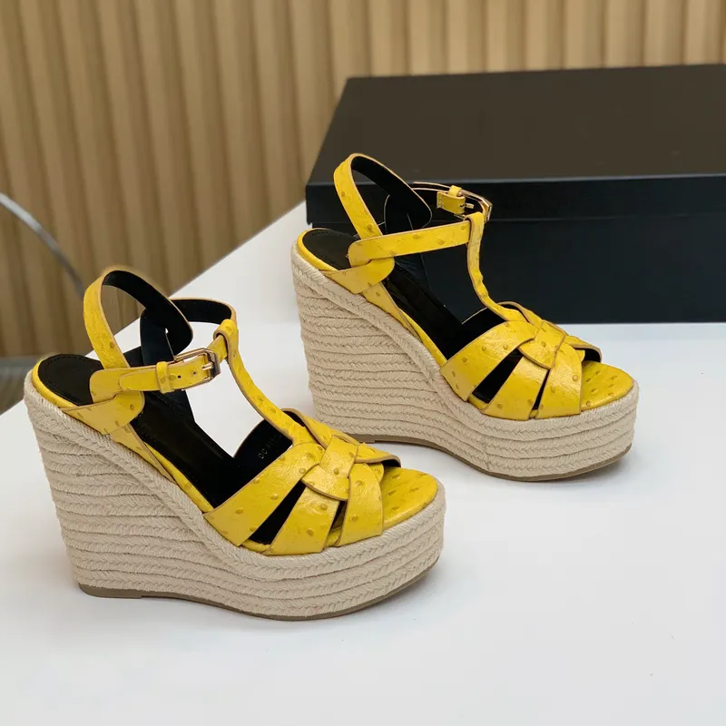 Sandalias clásicas Zapatos de verano calientes Última moda Mesa de agua gruesa Tacón de cuña Zapatos de mujer 12,5 cm Tacón alto
