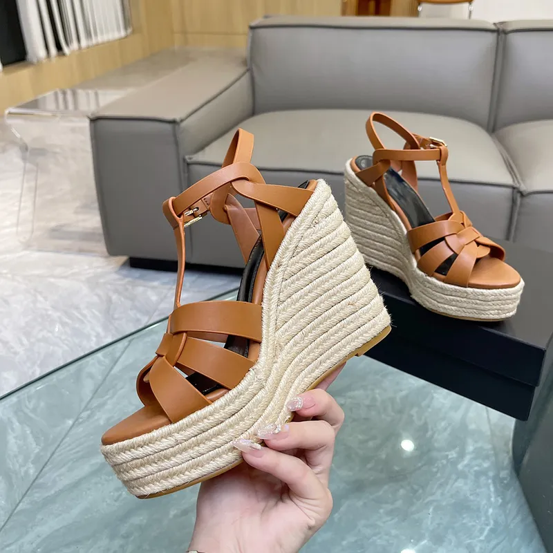 Sandalias clásicas Zapatos de verano calientes Última moda Mesa de agua gruesa Tacón de cuña Zapatos de mujer 12,5 cm Tacón alto