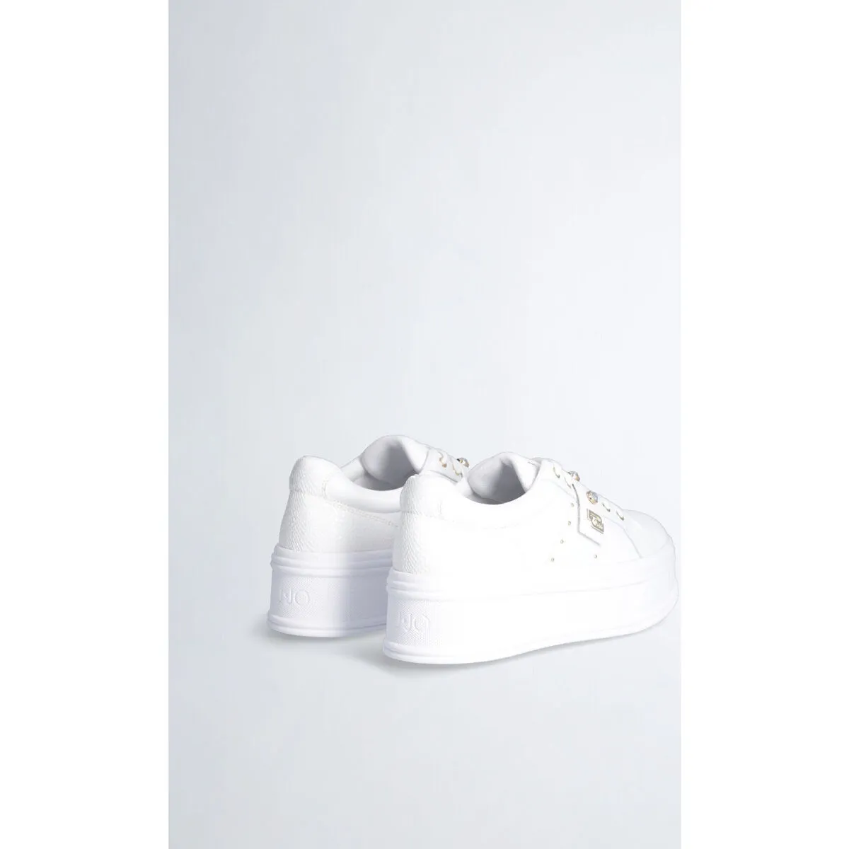 Sandalias con plataforma y pedrería