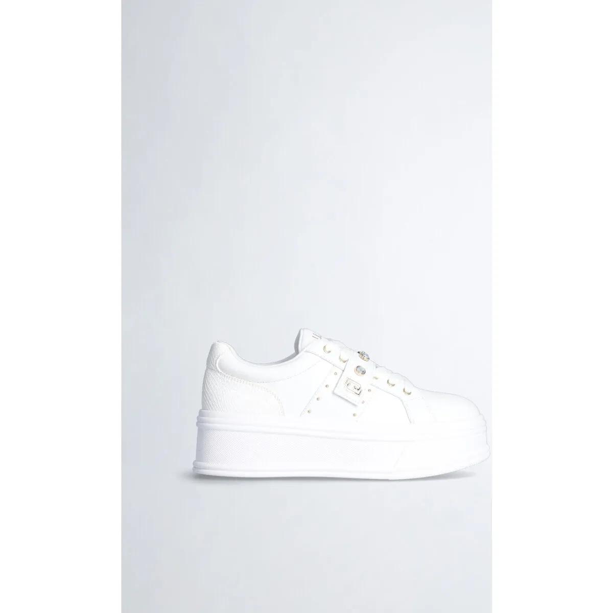 Sandalias con plataforma y pedrería