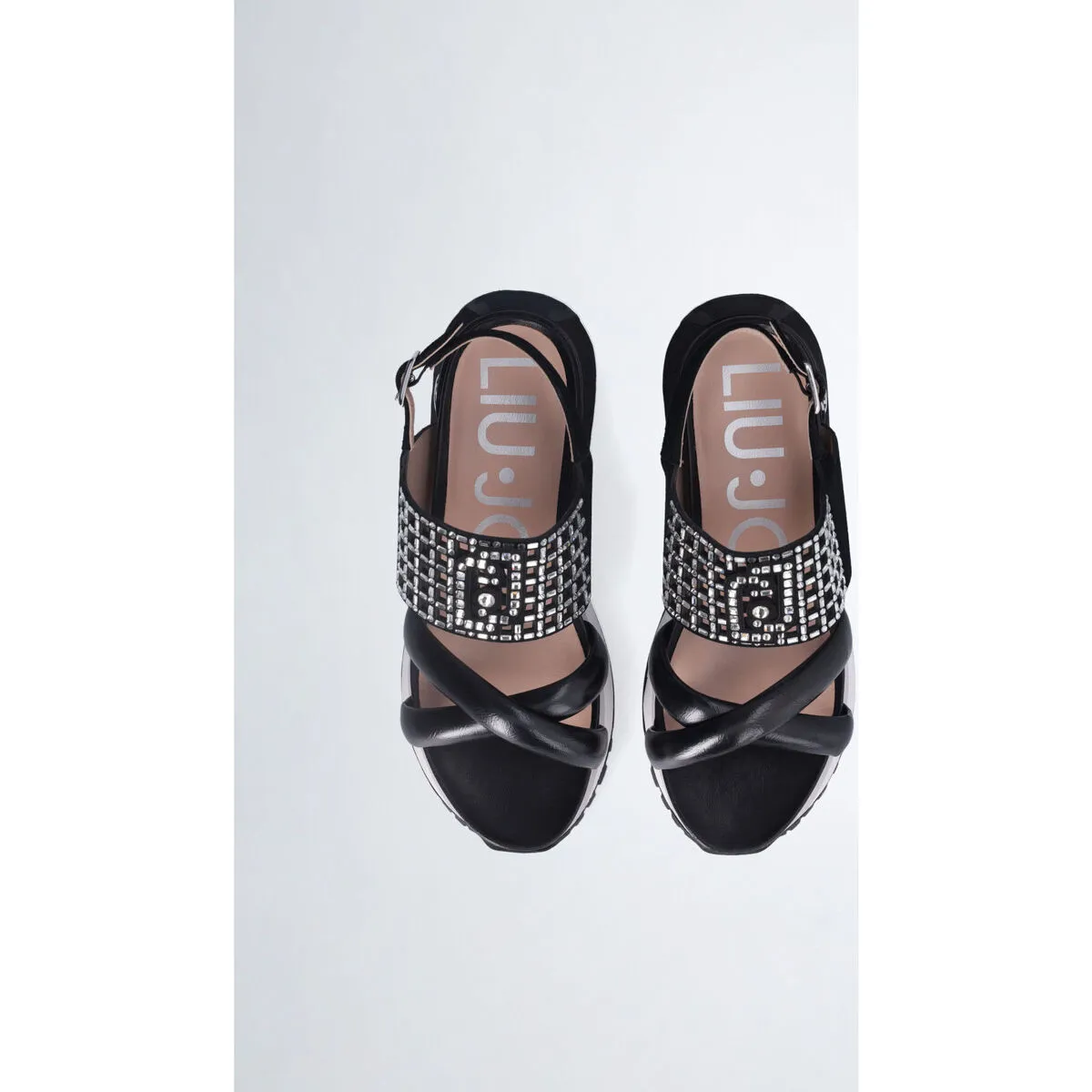 Sandalias con plataforma y tira decorativa
