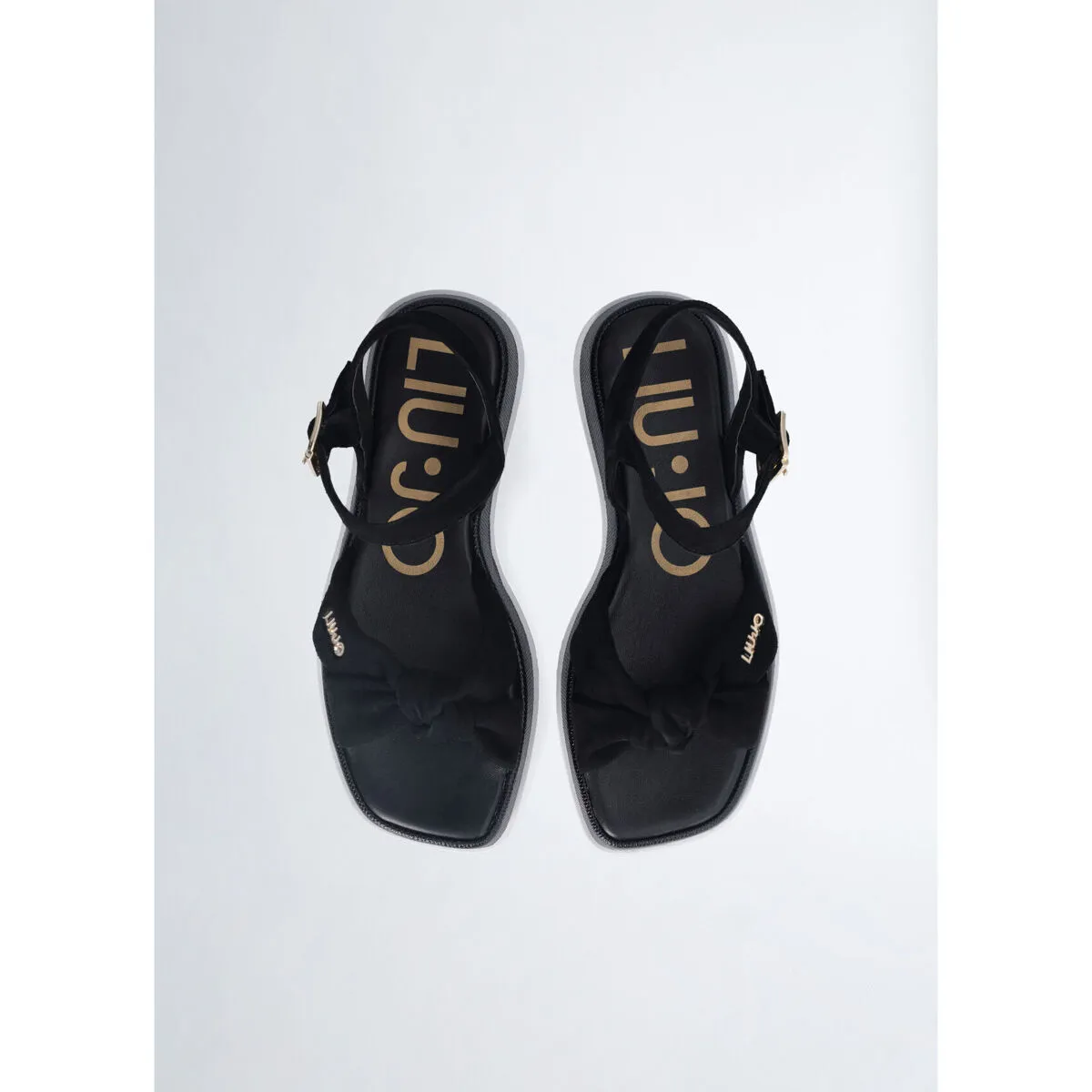 Sandalias de ante con plataforma
