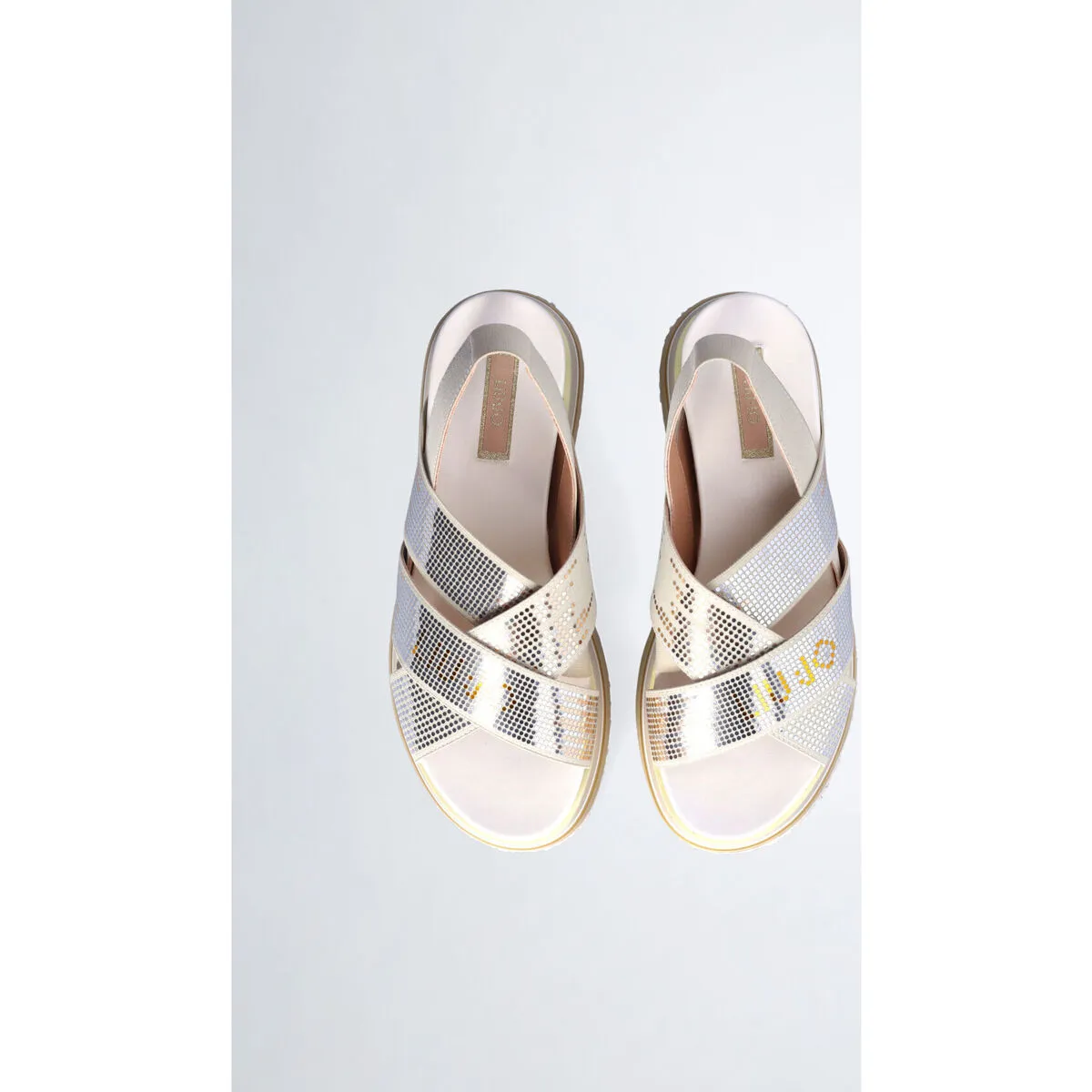 Sandalias tejidas con plataforma