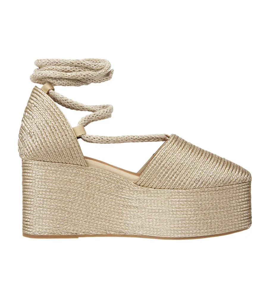 Sandalias trenzadas de plataforma con cuña dorado