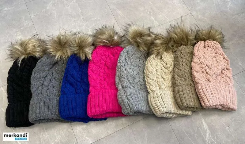 Sombreros de invierno para mujer, una mezcla de colores y patrones.
