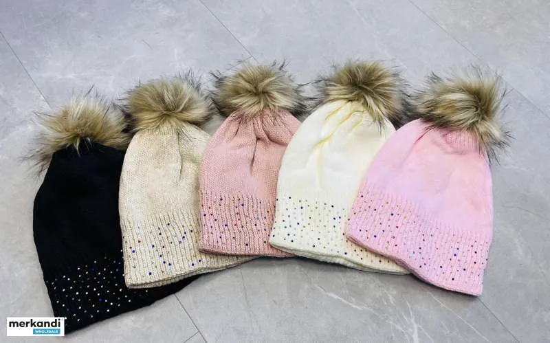 Sombreros de invierno para mujer, una mezcla de colores y patrones.