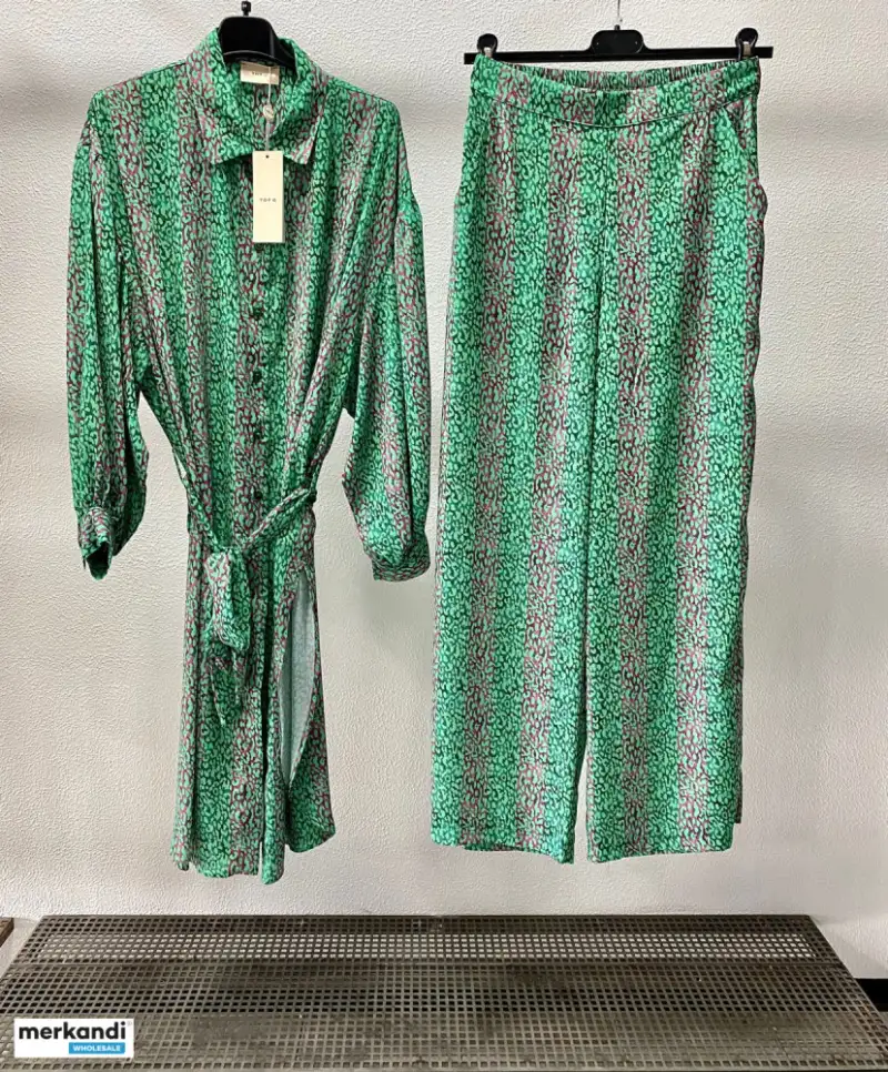 STOCK DE ROPA DE MUJER POR TOYG P/E