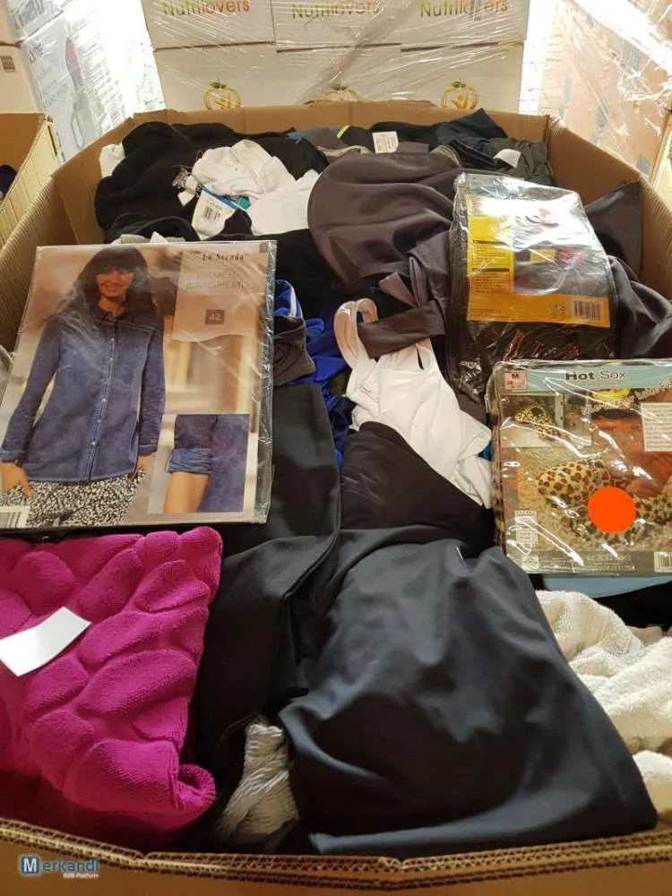 TEXTILES PALETAS MIXTAS MEZCLA PALETAS ROPA RESTOS  400 UDS