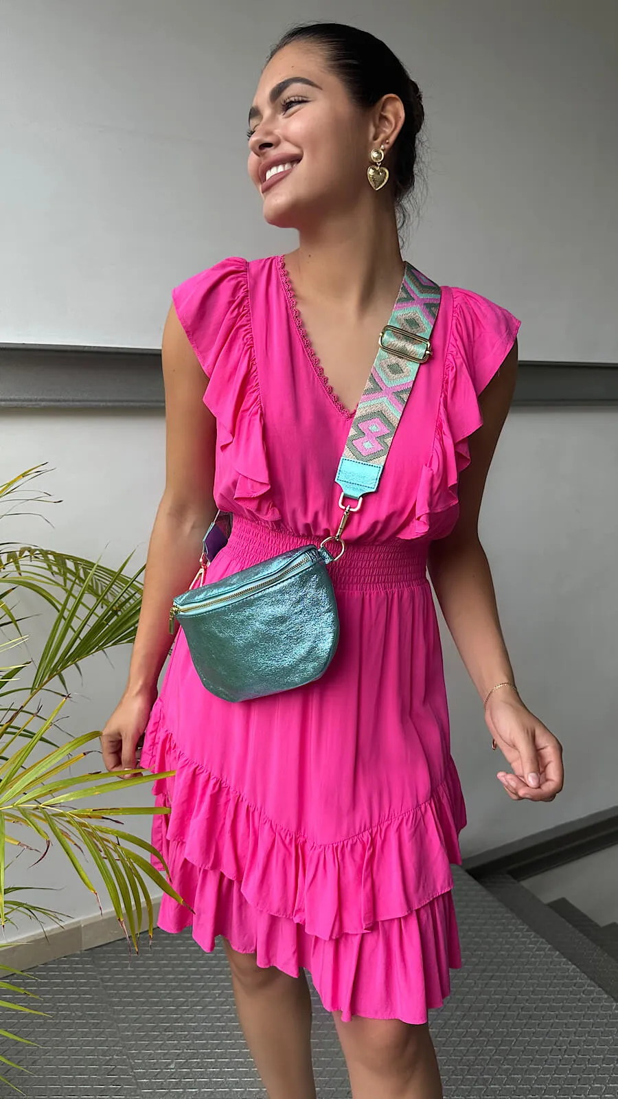 Vestido Rosa Escote Pico