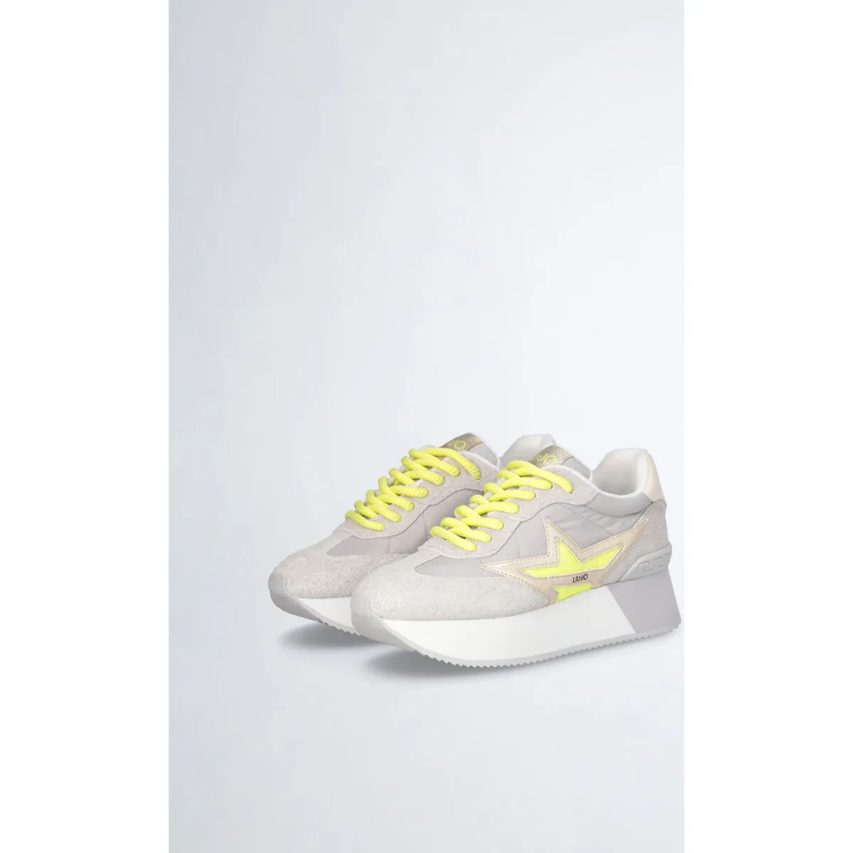 Zapatillas con plataforma y estrella brillante