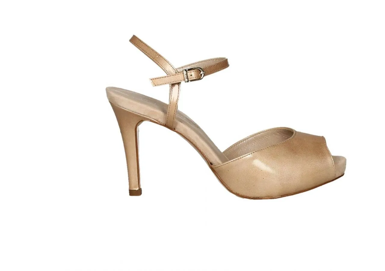 Zapato Abierto Charol Taupe Pulsera