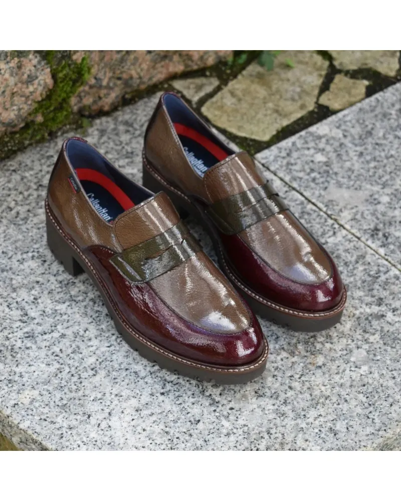 Zapato mocasín  KIOWA DE PIEL charol | CALLAGHAN 13447