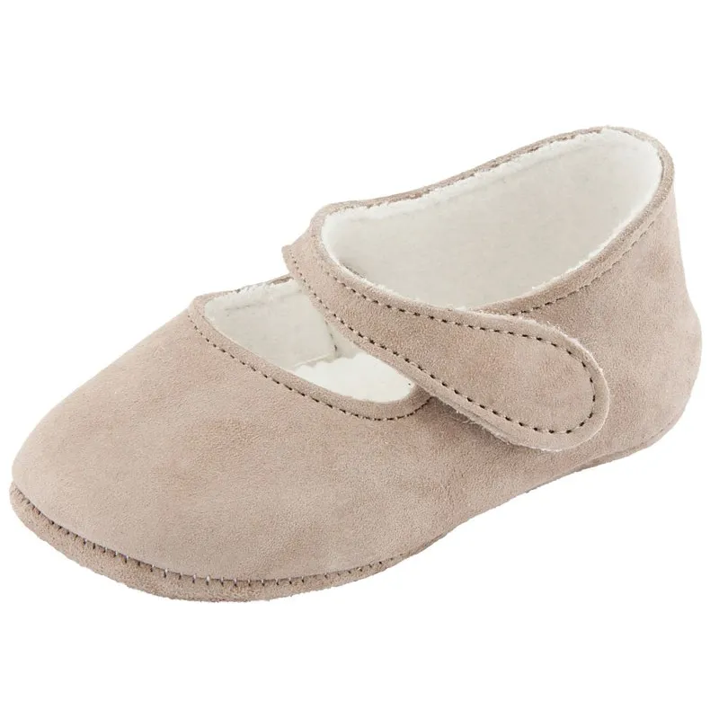 Zapatos bebé niña merceditas de ante color taupe