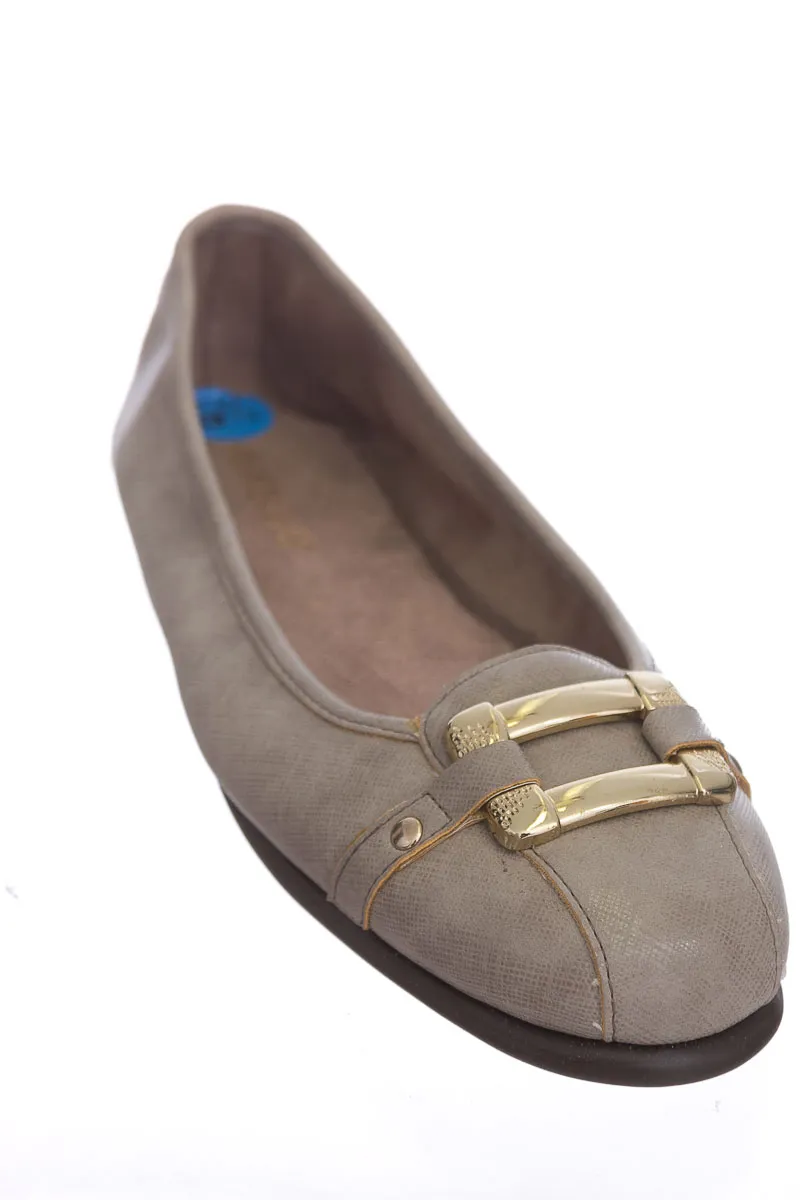 ZAPATOS COLOR GRIS  AEROSOLES