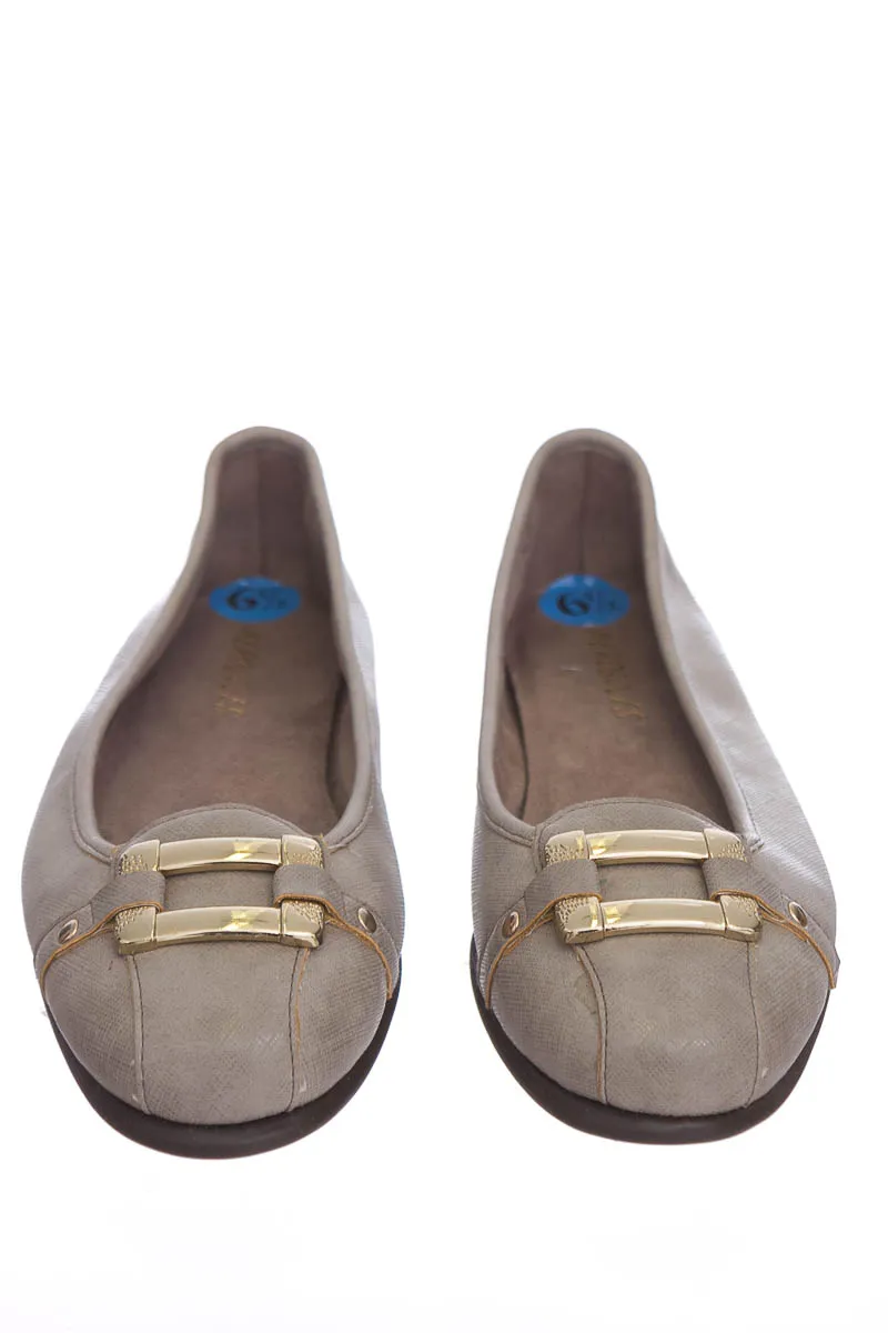 ZAPATOS COLOR GRIS  AEROSOLES