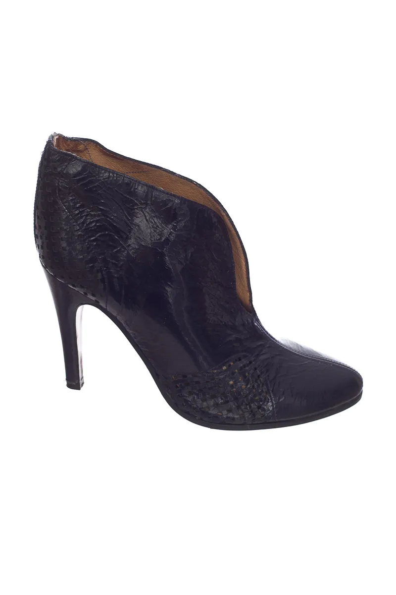 ZAPATOS COLOR MORADO  DIESEL