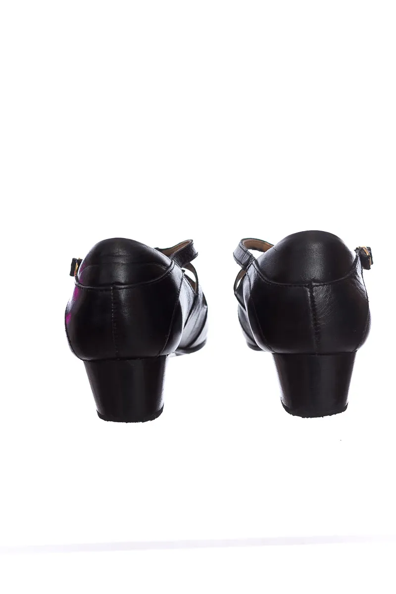 ZAPATOS COLOR NEGRO  CAPRINO