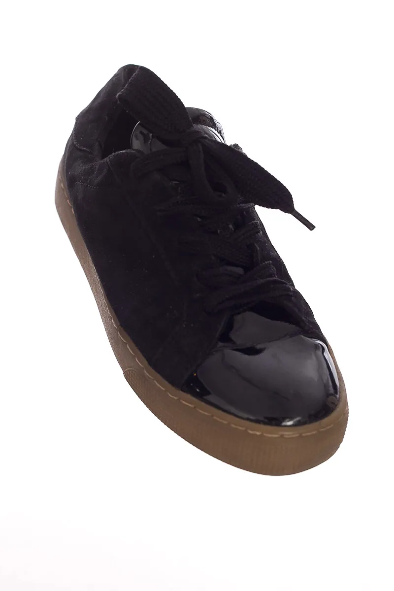 ZAPATOS COLOR NEGRO  GRACELAND