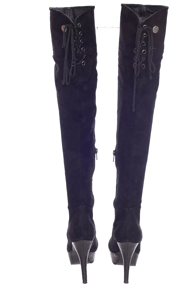 ZAPATOS COLOR NEGRO  OPPOSITE