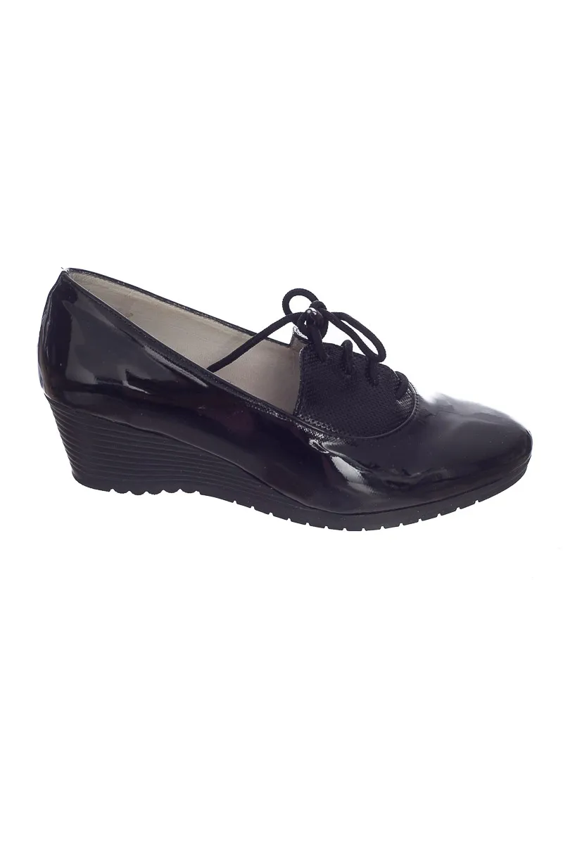 ZAPATOS COLOR NEGRO  SAORI