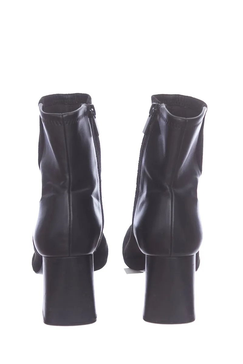 ZAPATOS COLOR NEGRO  STRADIVARIUS