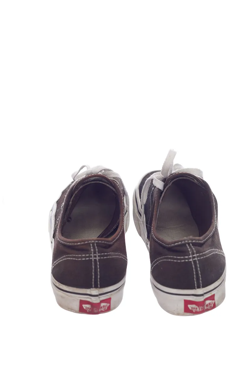 ZAPATOS COLOR NEGRO  VANS