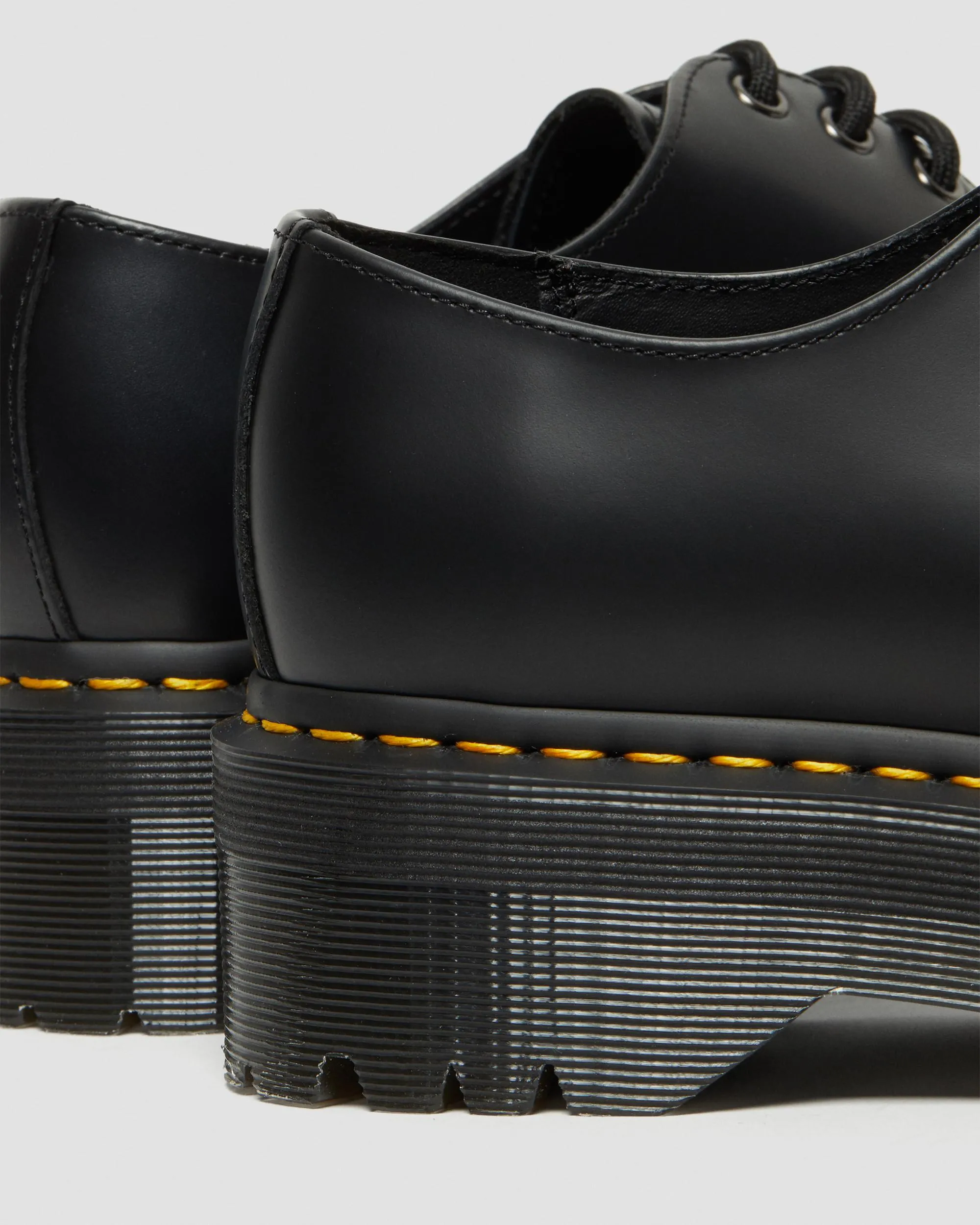 Zapatos con plataforma 1461 Quad de piel Smooth