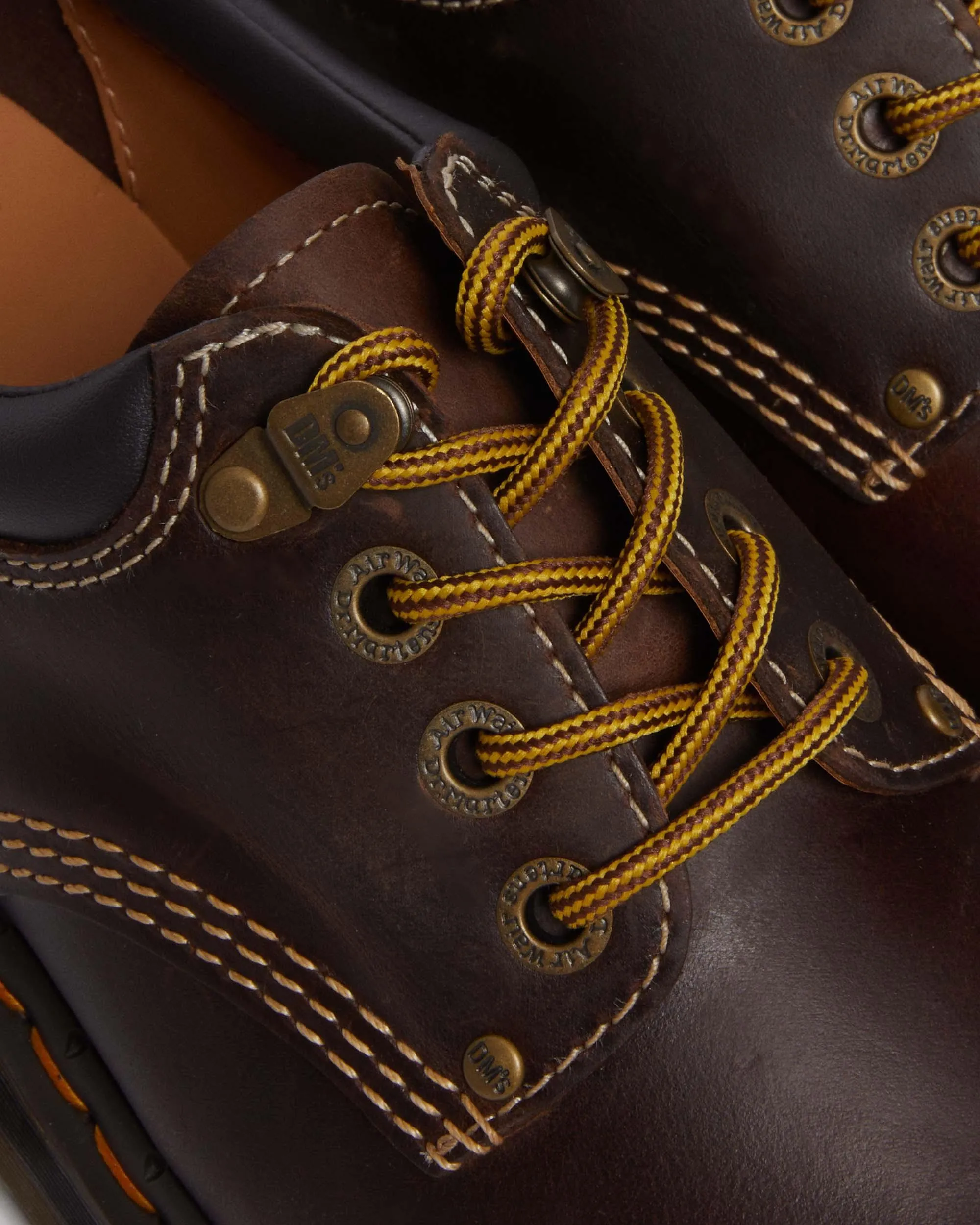 Zapatos con plataforma 8053 Quad II de piel Crazy Horse