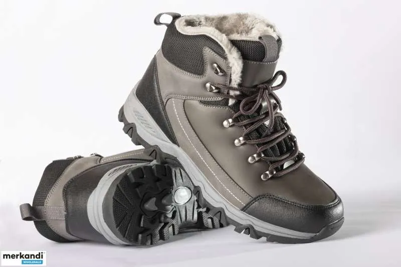 ZAPATOS DE INVIERNO CON AISLAMIENTO  NUEVO SIN LOGOTIPO