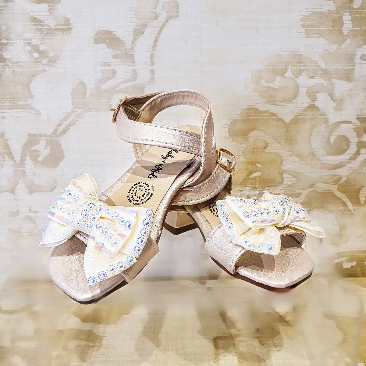 Zapatos de Niña Perla con Moño Bordado Fiesta