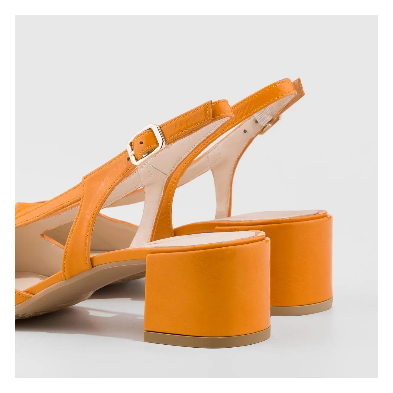 ZAPATOS DE SALÓN AMARILLOS CHESU