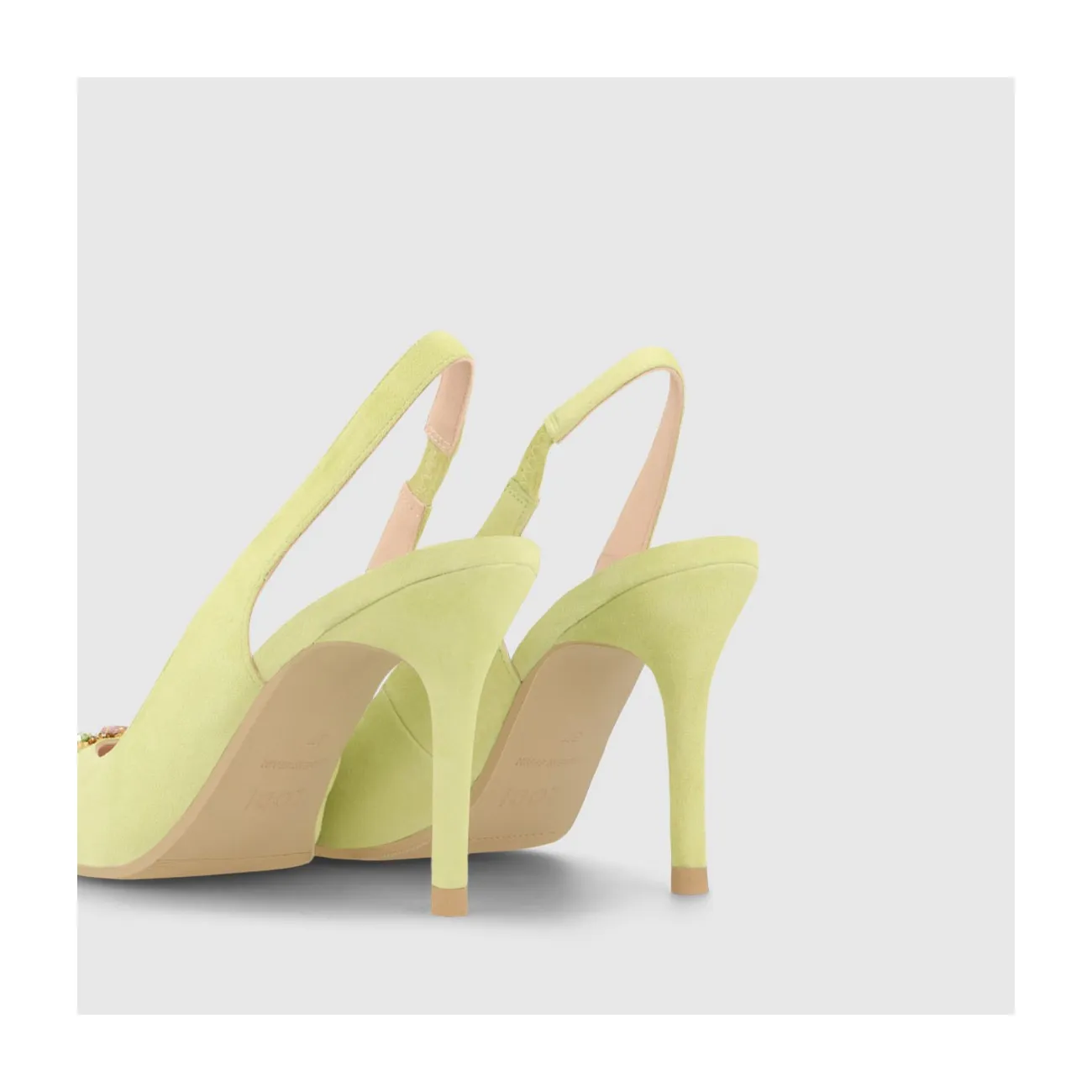 ZAPATOS DE SALÓN AMARILLOS SOFICOR