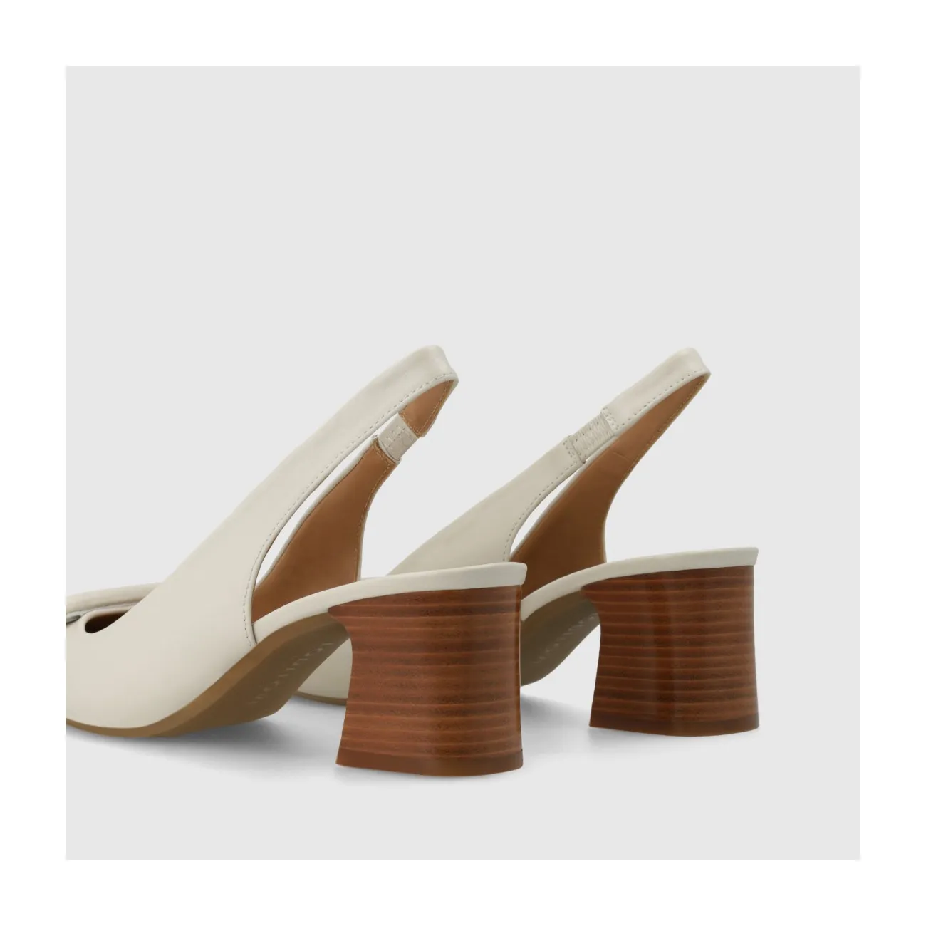 ZAPATOS DE SALÓN BEIGE CLA4262