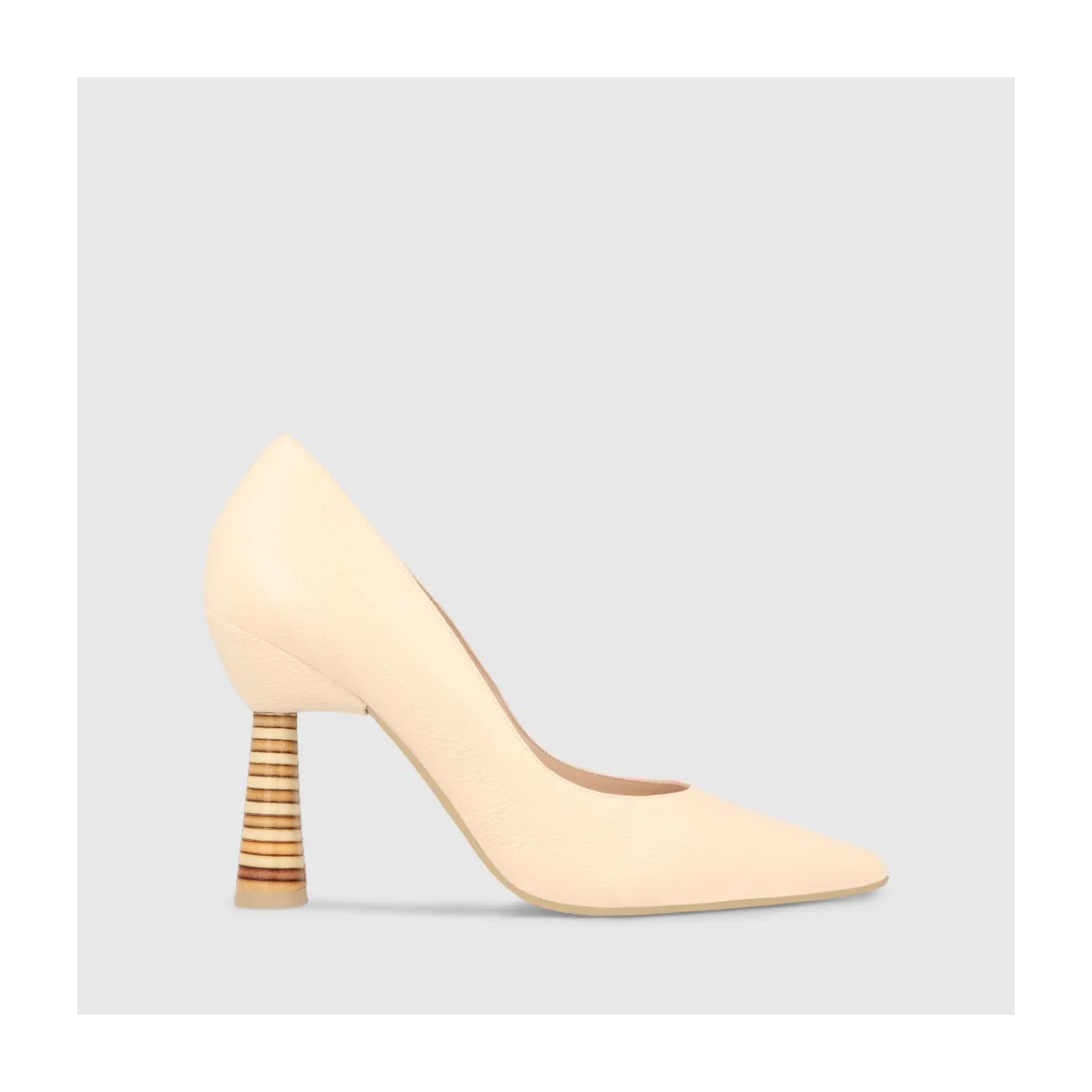 ZAPATOS DE SALÓN BEIGE SERINAY