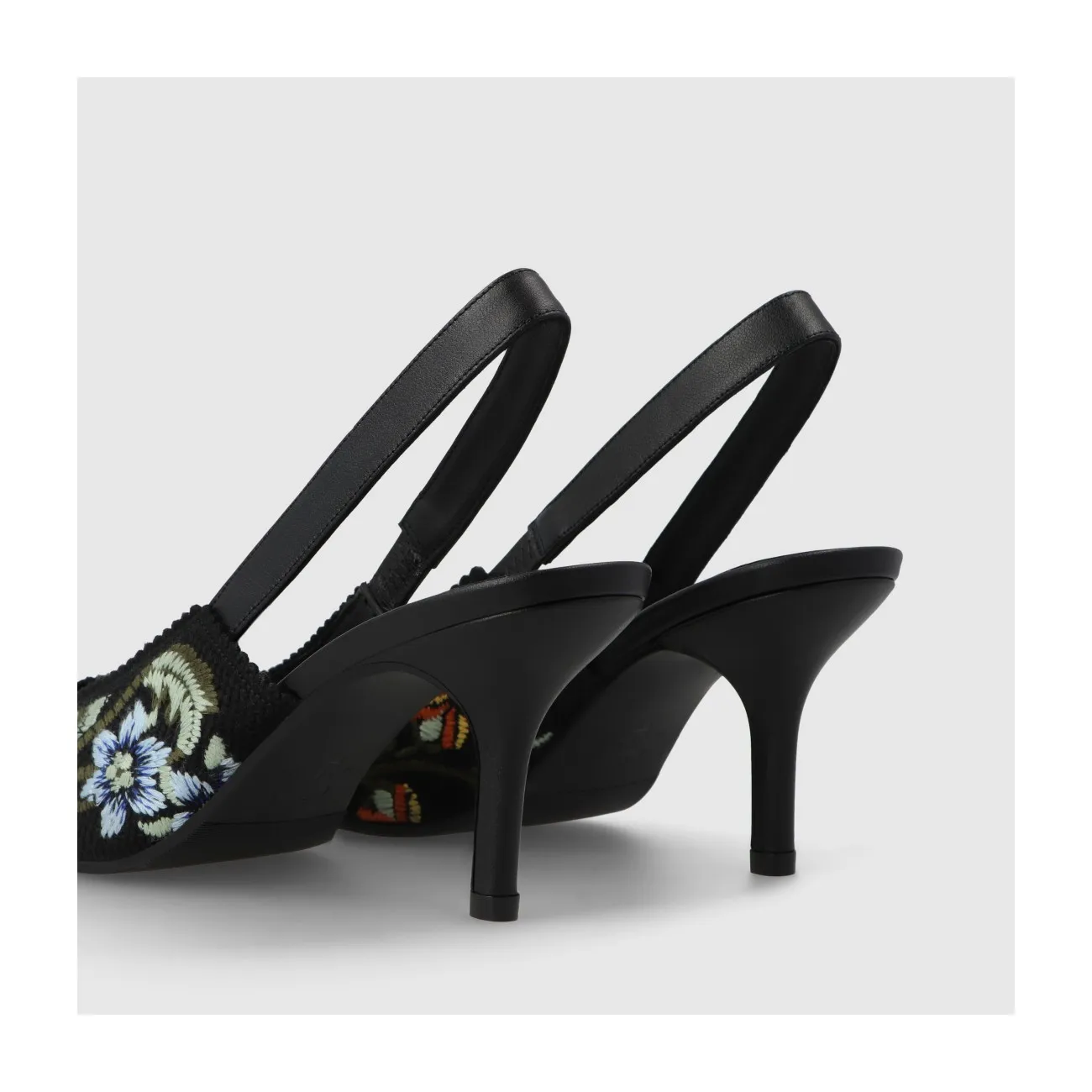 ZAPATOS DE SALÓN NEGROS MARSIA