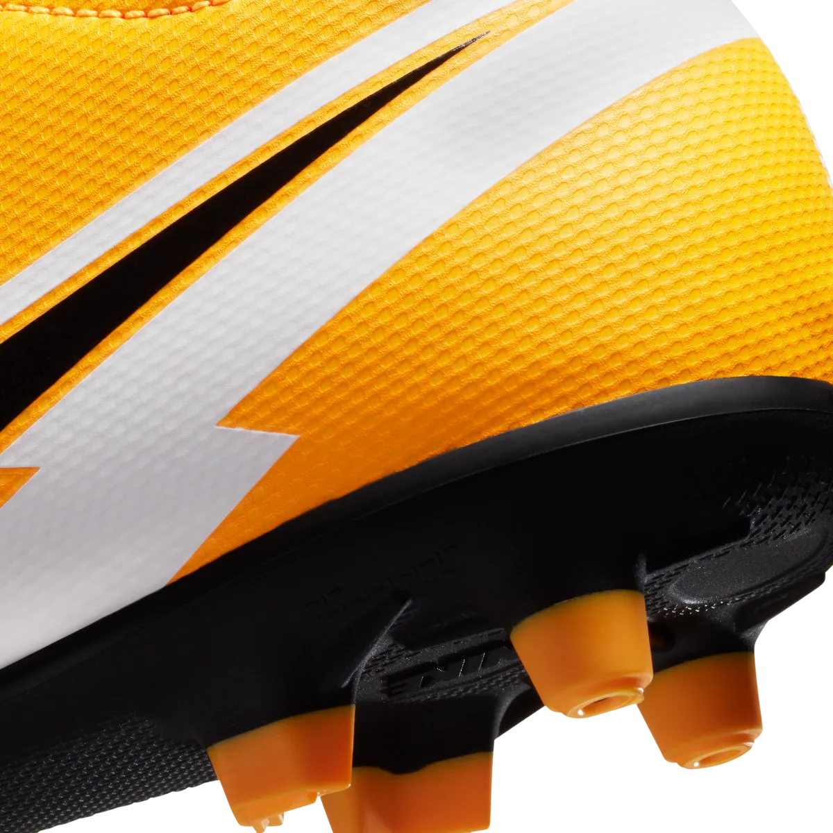 Zapatos Fútbol Niño Nike Jr. Mercurial Superfly 7 Club MG Amarillo